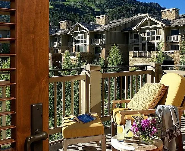 Hotel Four Seasons And Residences Jackson Hole Teton Village